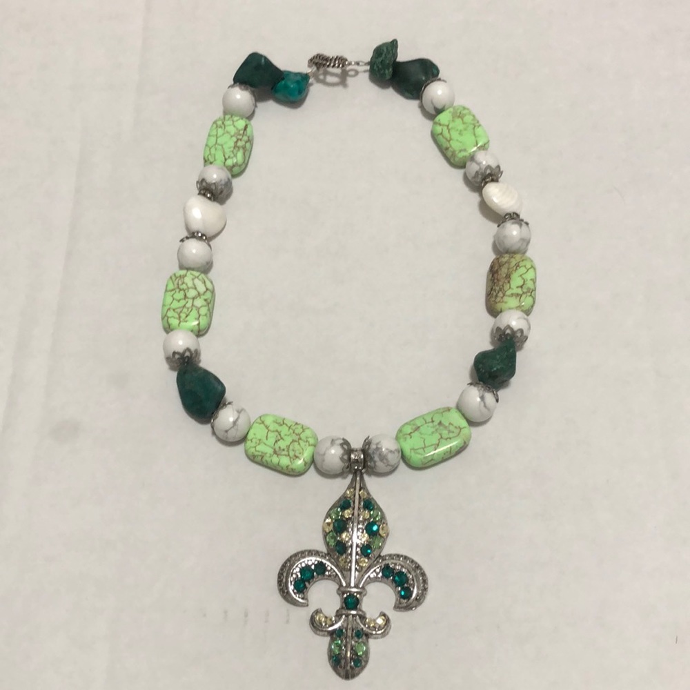 Handmade Fleur de Lis stone necklace